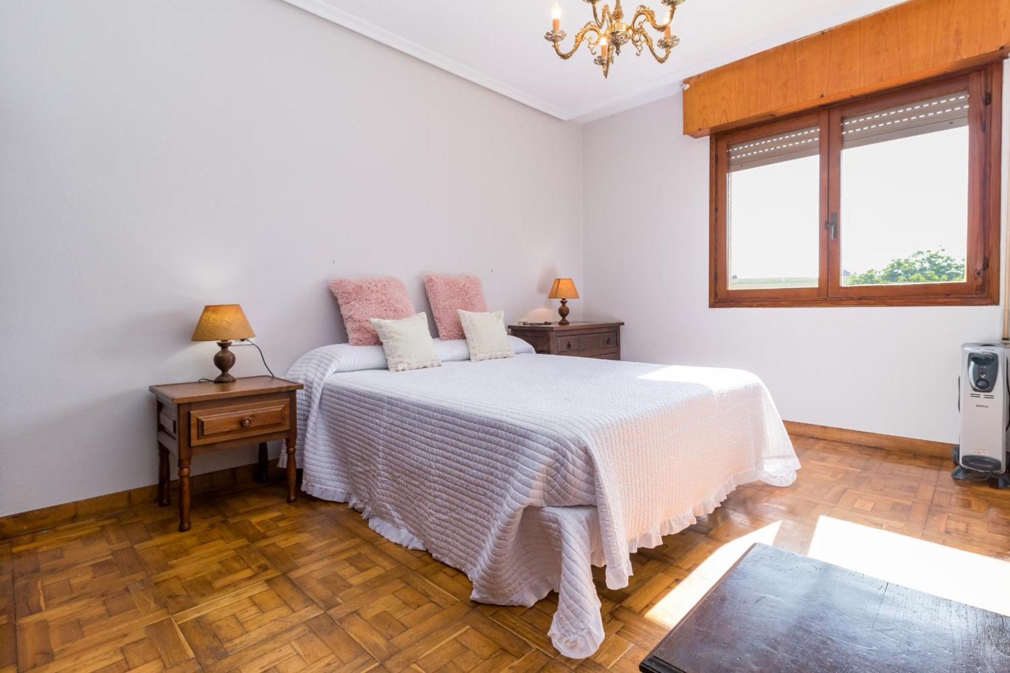 Casa Con Jardin Privado Orena Exteriör bild